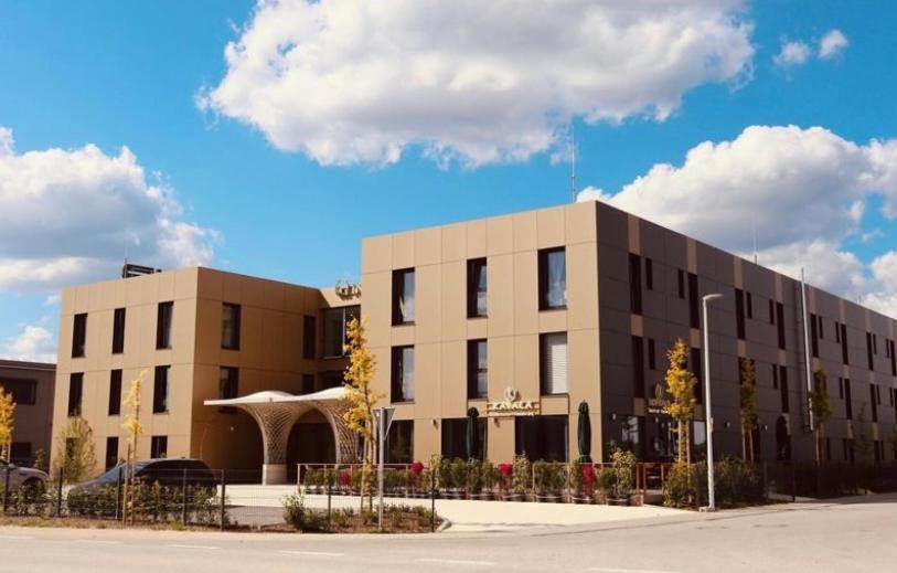 Intergroup Business & Design Hotel Ingolstadt Kosching Bagian luar foto