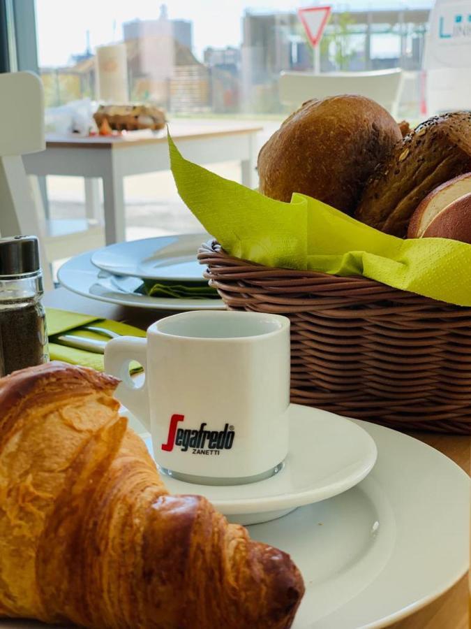Intergroup Business & Design Hotel Ingolstadt Kosching Bagian luar foto