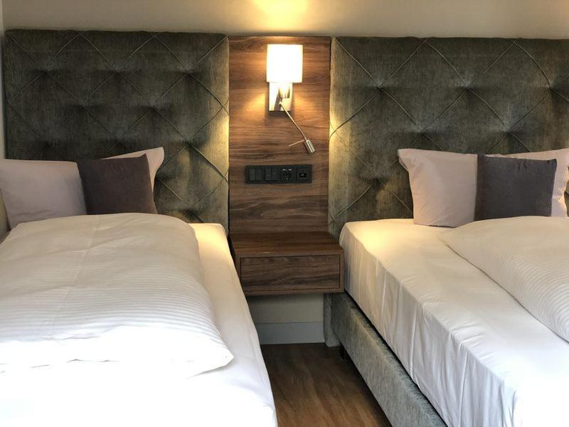 Intergroup Business & Design Hotel Ingolstadt Kosching Bagian luar foto