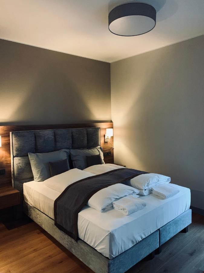 Intergroup Business & Design Hotel Ingolstadt Kosching Bagian luar foto